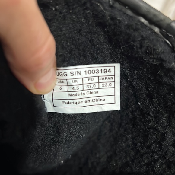 UGG 16 Inch Boot - Picture 6 of 9